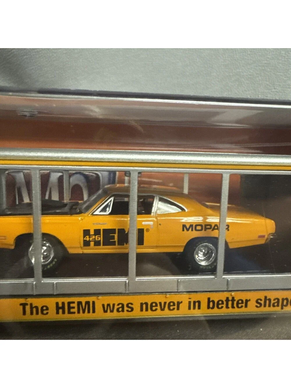 1:64 M2 Machines Auto-Haulers 1957 Dodge COE & 1969 Barracuda Road Runner Orange
